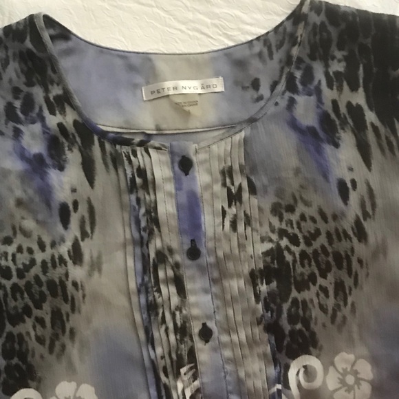 Peter Nygard Ladies Tunic - Picture 2 of 8